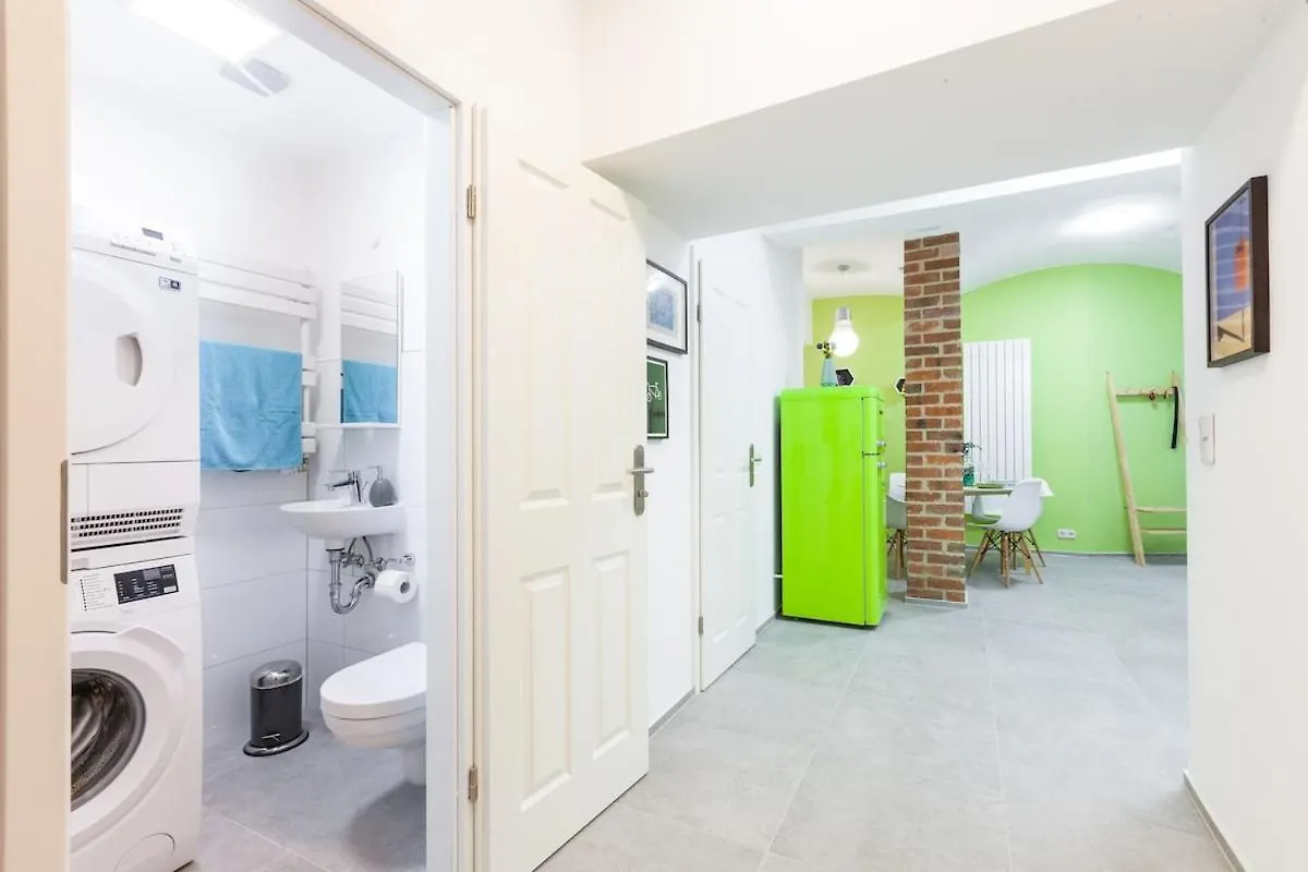 P22 Room 22 Apartment Prenzlauer Berg Berlin